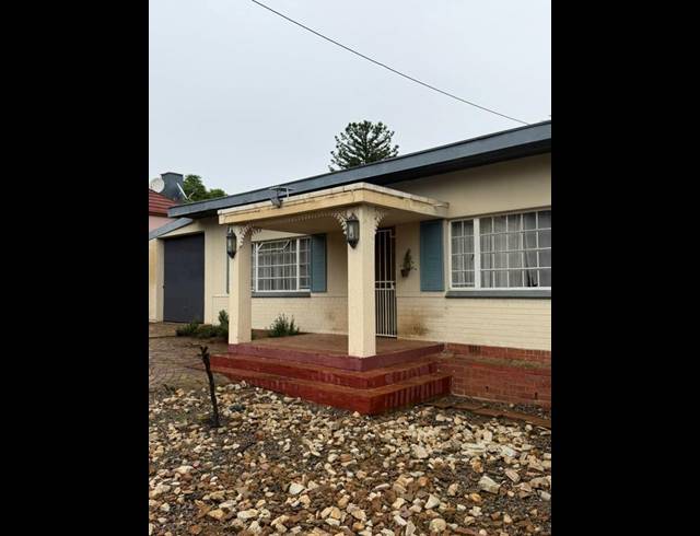 3 BEDROOM HOUSE FOR SALE IN SUNNYSIDE